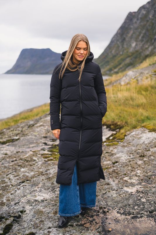 W Infinity Down Coat Black  