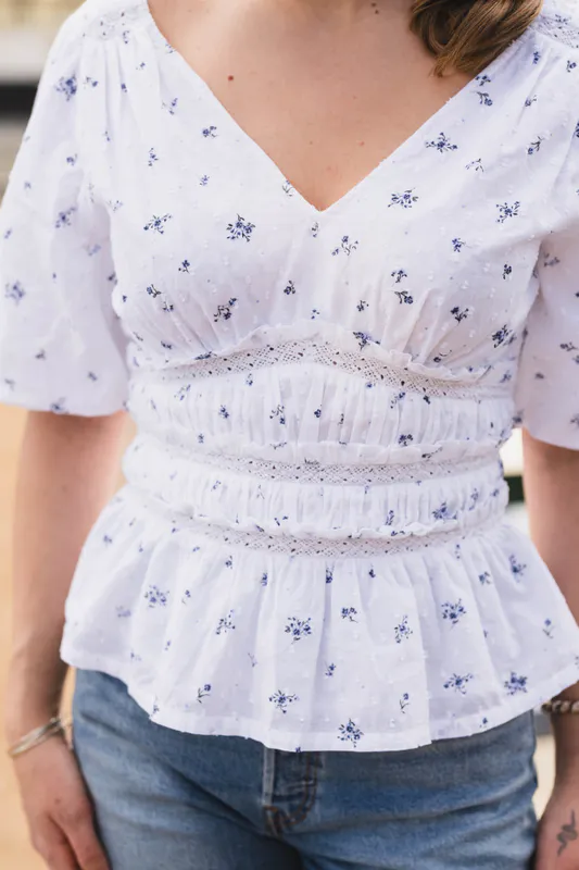 Sapura Flower Dobby Blouse Blue Flower 