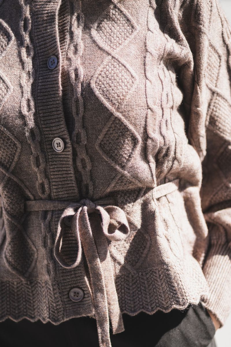 Row Cable Tie Cardigan Walnut 