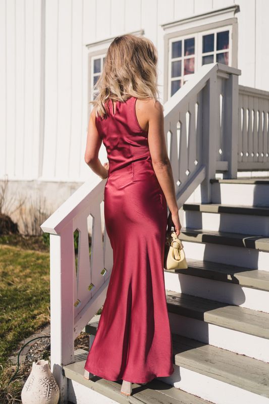 Celinie Heavy Sateen Dress Cherry Pink 