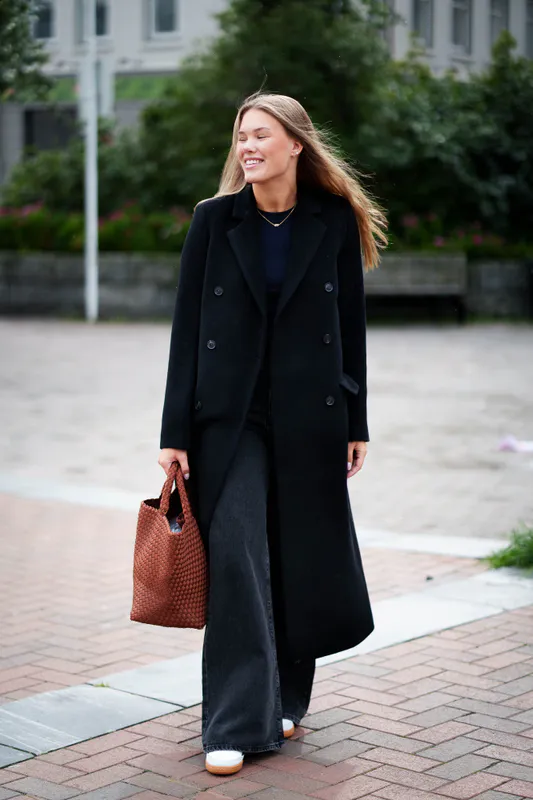 Falcon Coat 11104 Black 