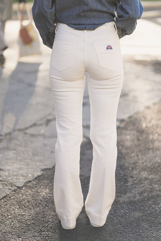 Flare Worn White 