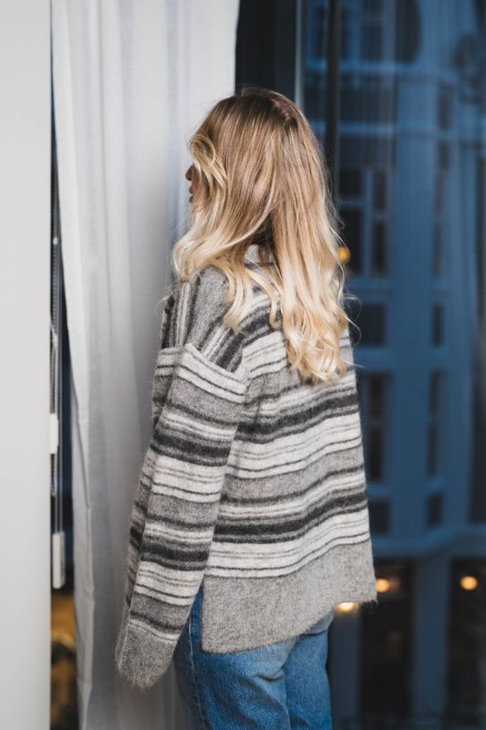 Fluffy Stripe Cardigan Grey Stripe 