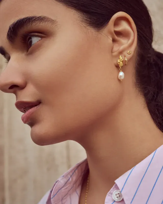Frigg Earring 