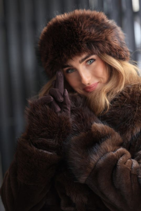 Luxe Fur Gloves Cocoa