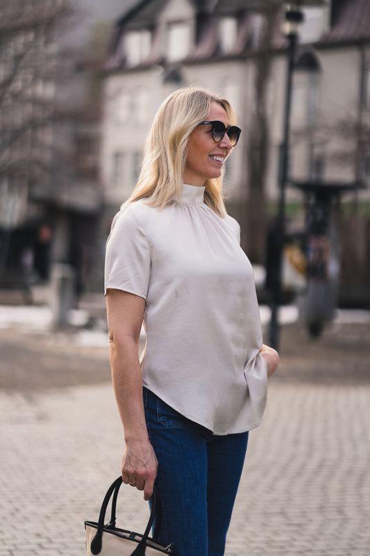 Satin Shortsleeve Blouse Offwhite 