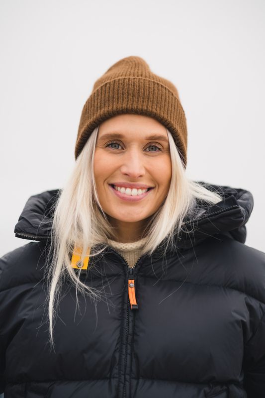 Beanie Walnut 
