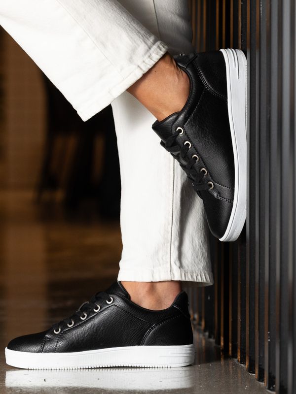 Gorbio Low Black 