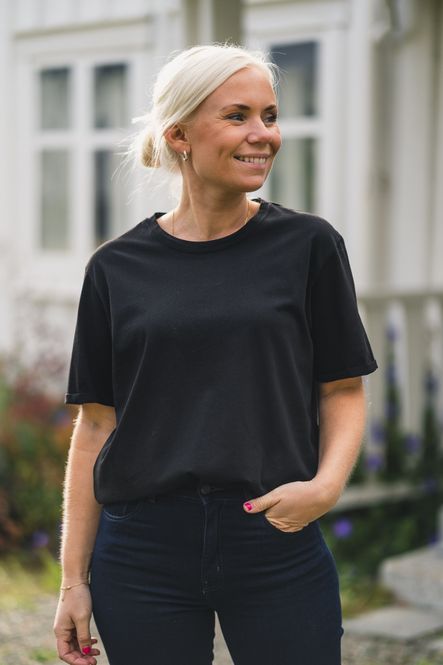 Hovedbilde Terina Organic Tee Black 