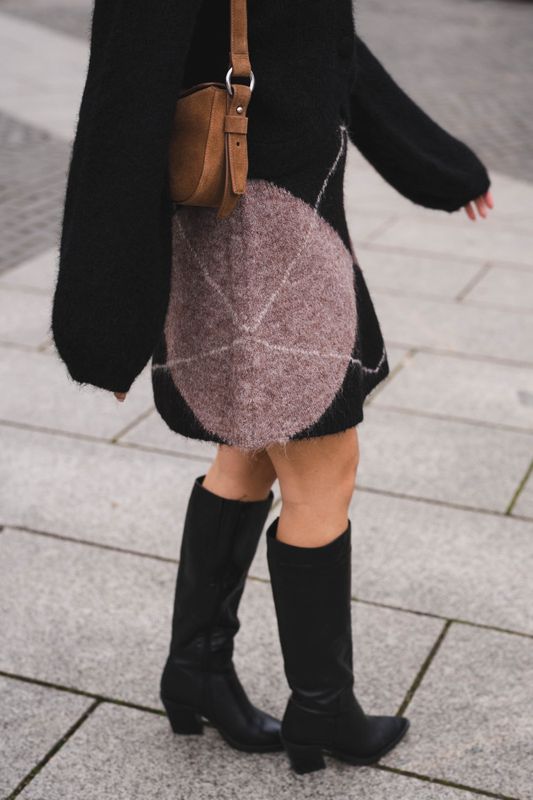 Gisa Check Fluff Knit Skirt Dark Brown 
