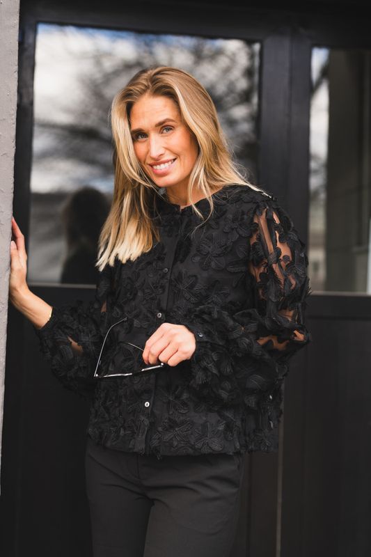 Karly LS Shirt Black 