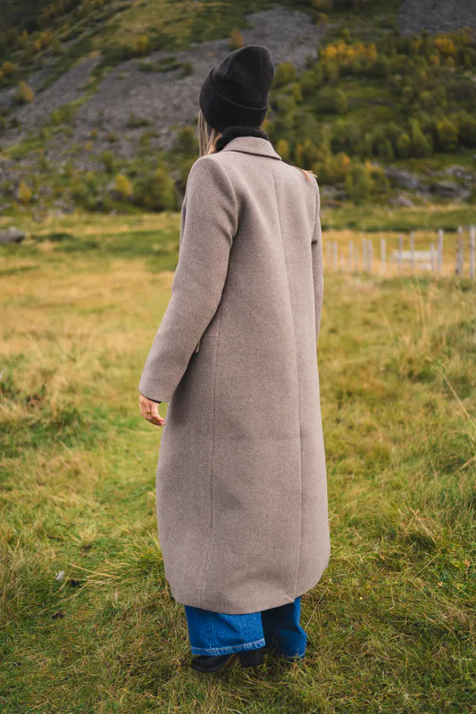 Falcon Coat 11104 Fallen Rock 