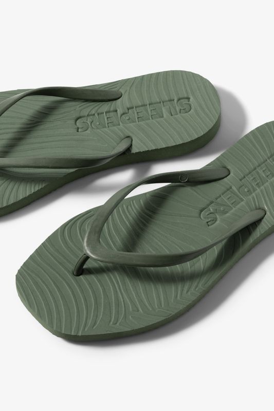 Tapered Flip Flops Green
