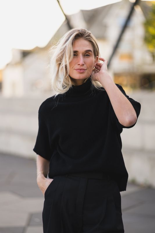 Emila 2/4 Wool Knit Pullover Black 