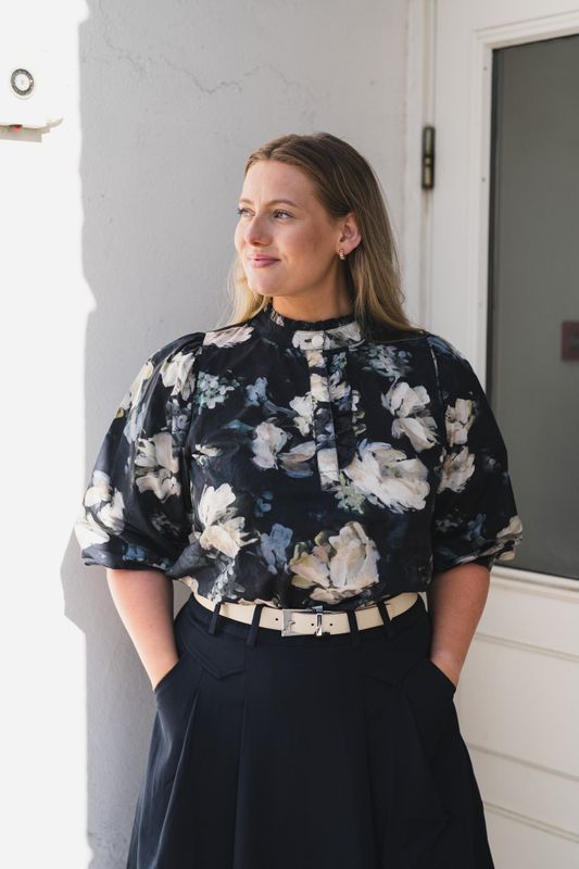 Ella Blouse Blue Garden