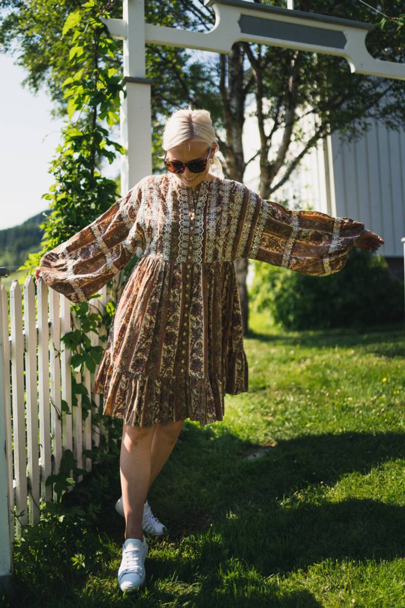 Cotton Slub Relaxed Dress Brown Stripe 