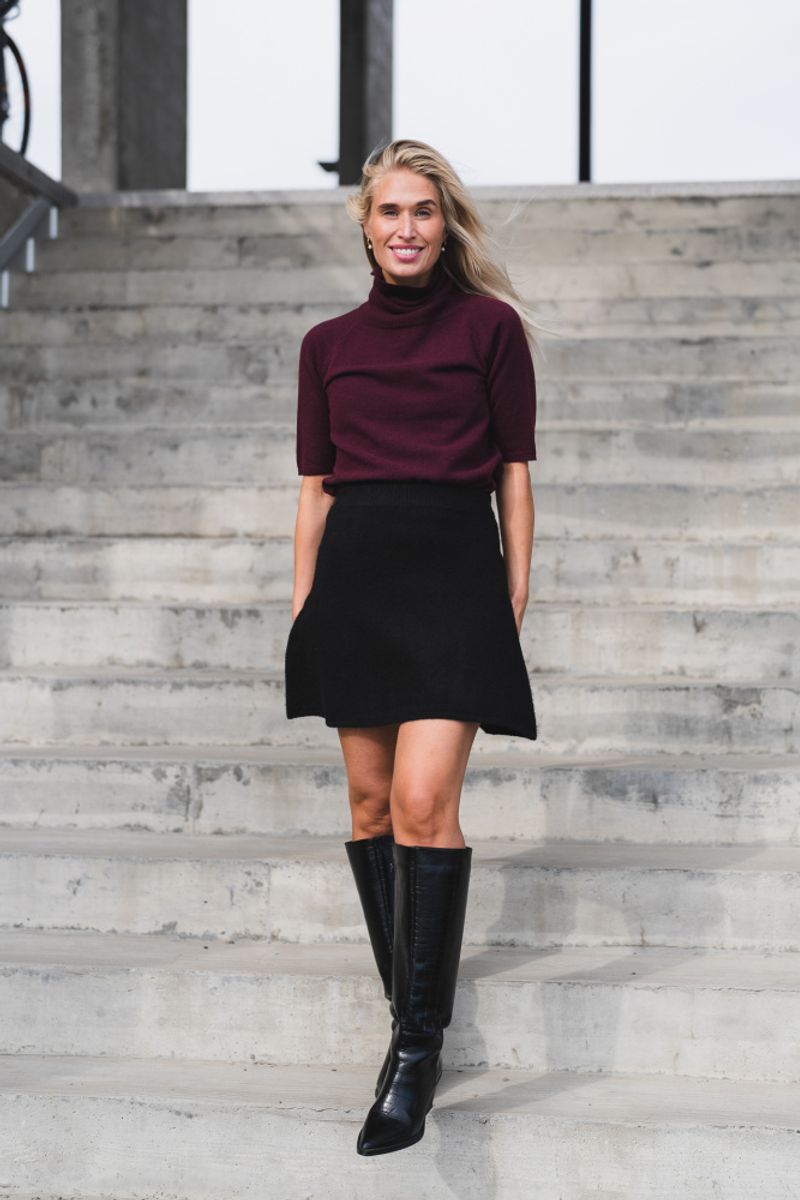 Davies Dk Burgundy