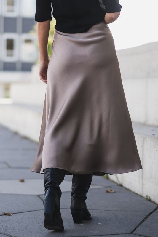Bovary Skirt Dark Taupe