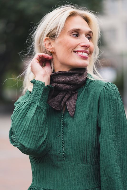 Misty Knit Scarf Dark Brown 