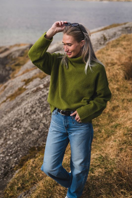 Naline Knit Blouse Sage Green 