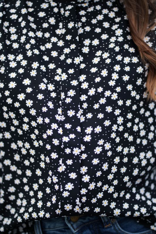 Sabby LS Shirt Black Flower 