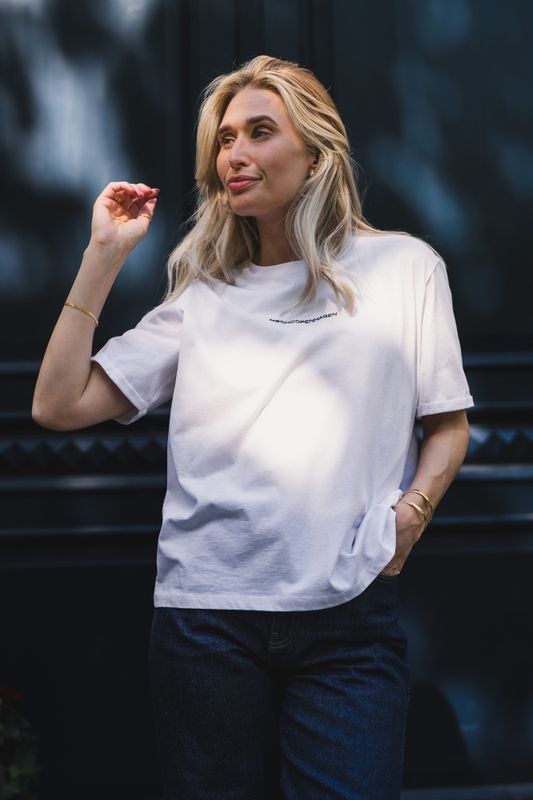 Terina Organic Small Logo Tee White/Black 