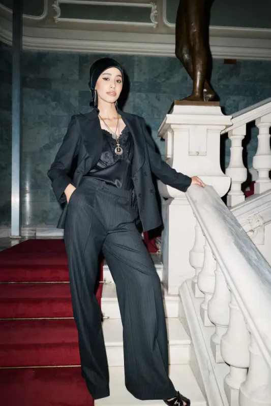 Billie Pinstripe Black 