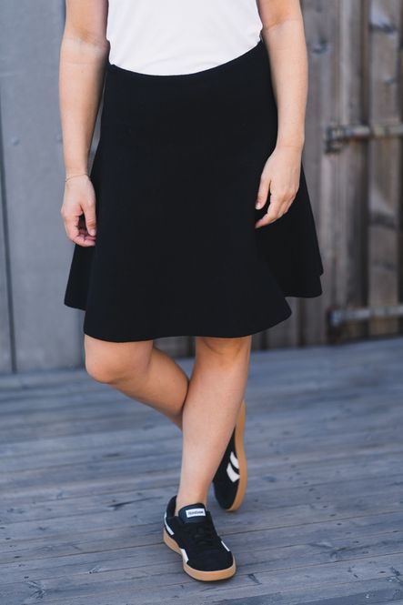 Hovedbilde Vikes Skirt Black 